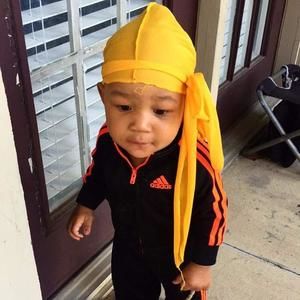 Meet your Posher, Leander